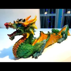 Beautiful glittering dragon incense burner